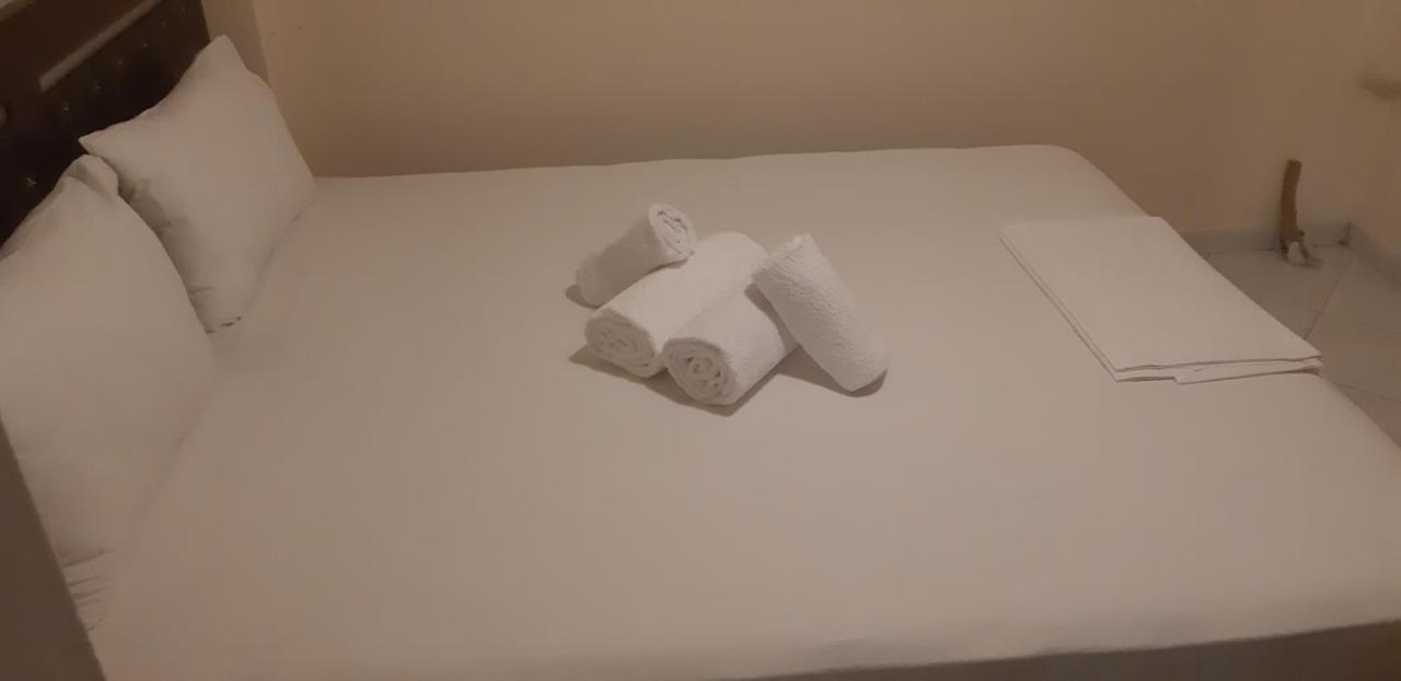 Stathoris Deluxe Apartment Néa Péramos Екстериор снимка