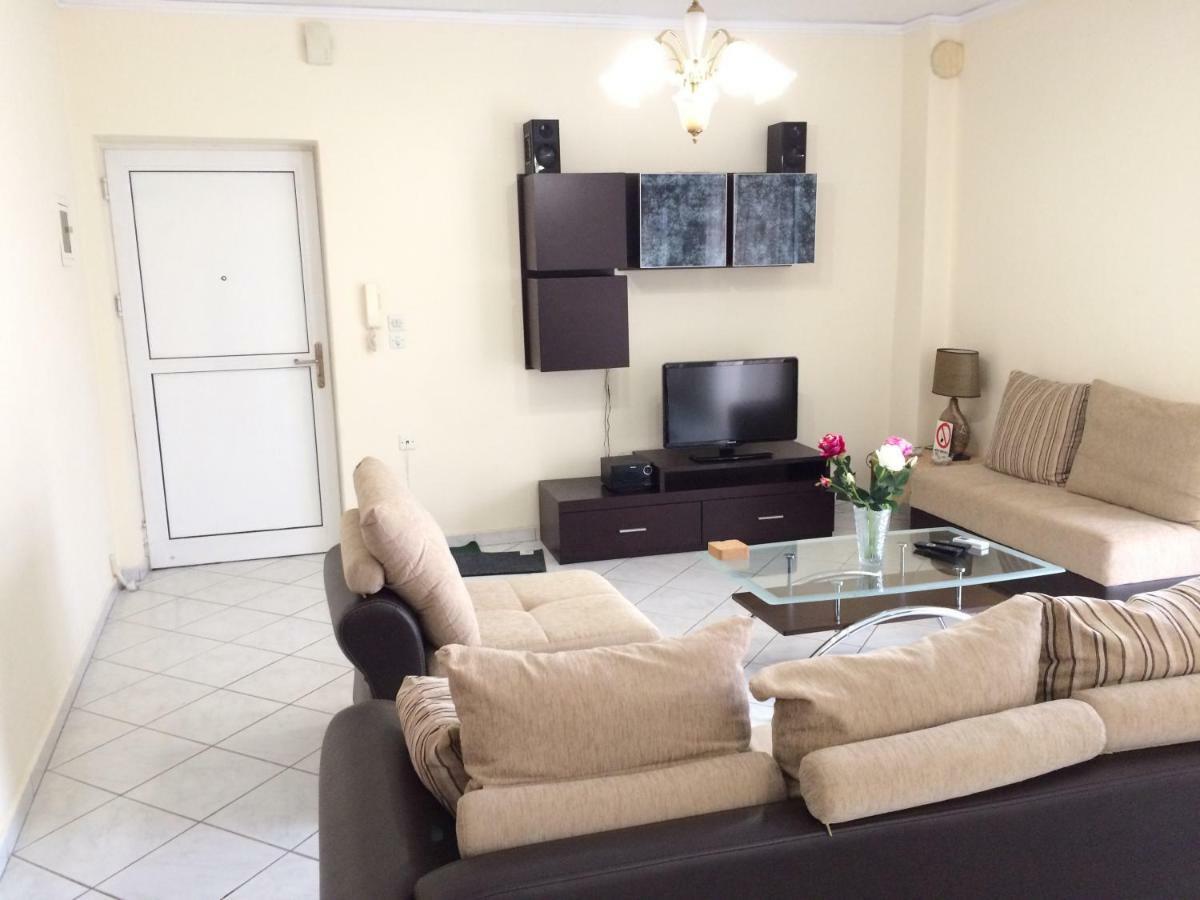 Stathoris Deluxe Apartment Néa Péramos Екстериор снимка